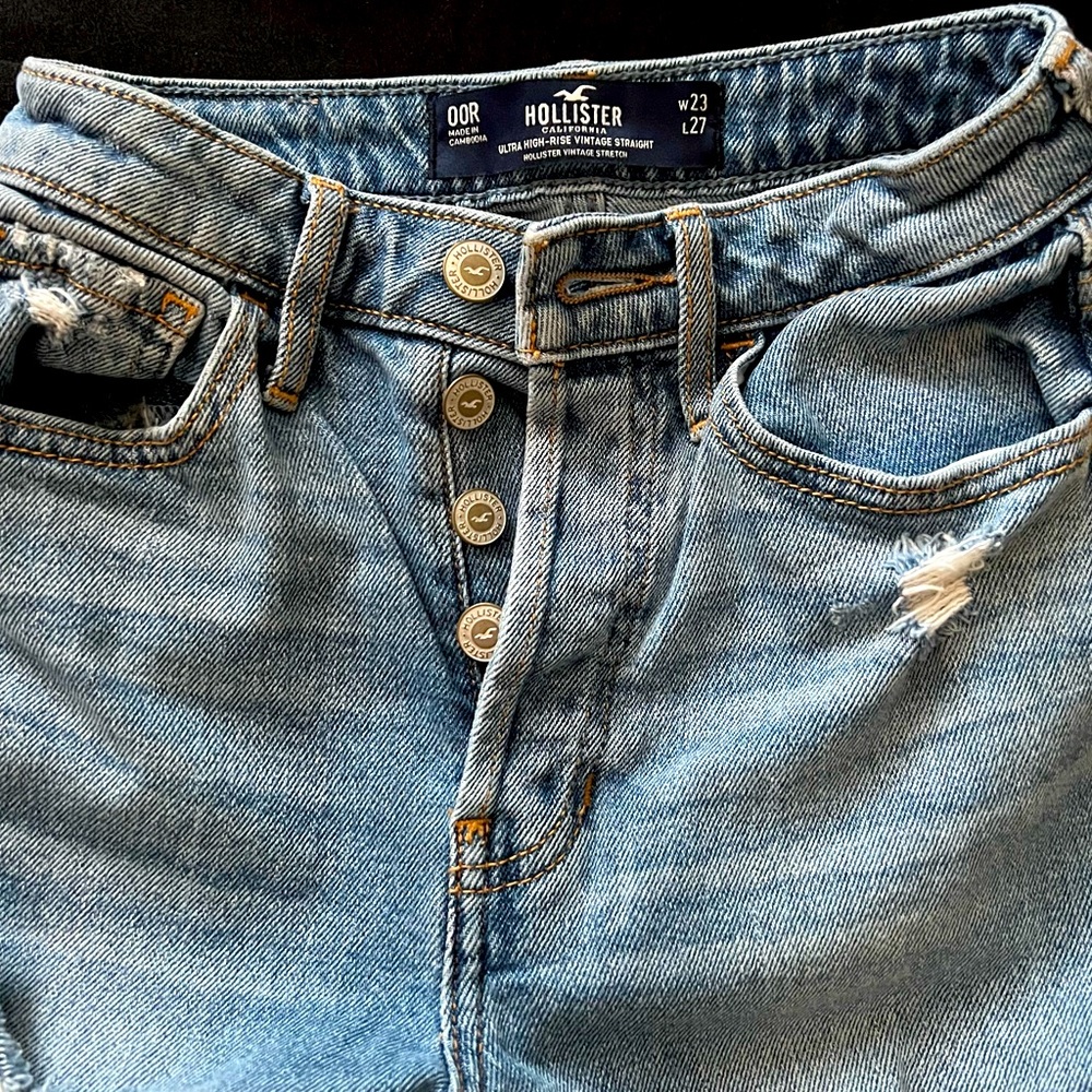 Hollister Ultra High Rise Vintage Straight (Size 00)